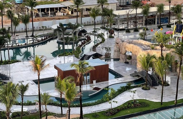 Apartamento com 2 Quartos em Salinas Premium Resort