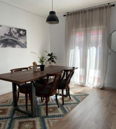 Apartamento luminoso y espacioso junto al Mediterraneo, WIFI