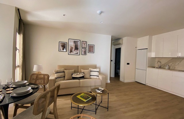 Apartamentos Málaga Premium - Calle San Telmo Thyssen Museum