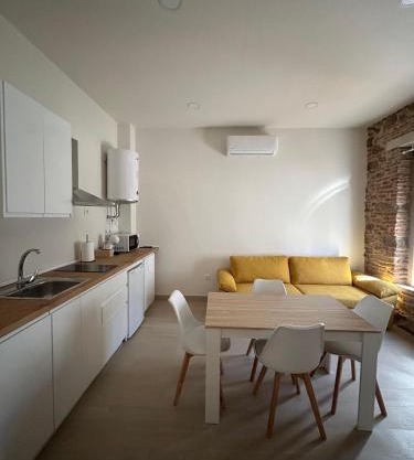 Apartamentos Puerta los Castañares B
