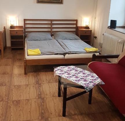 Apartmán 1, třílůžkový s přistýlkou s kuchyní a koupelnou