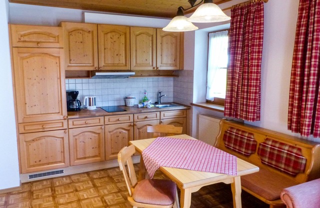 Apartment no. 3, 1-2 persons, 35 sqm, balcony, W-LAN, 1 bedroom, east side