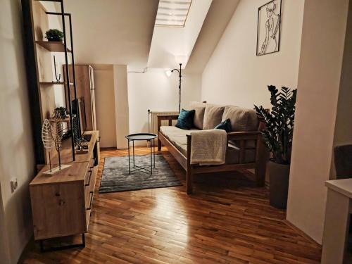 Apartman Matica Srpska sa garazom