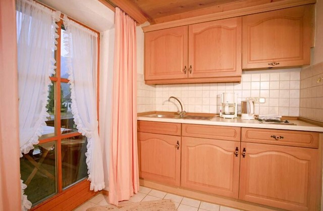 Apartment 4 for 2 persons with balcony, 27 sqm, kitchen, living room/bedroom