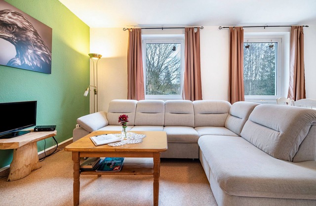 Apartment '5' with Shared Garden