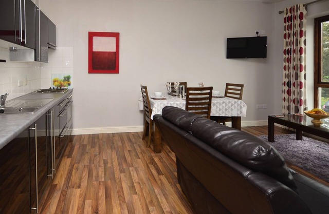 Apartment 706 Letterfrack - sleeps 4 guests in 3 bedrooms