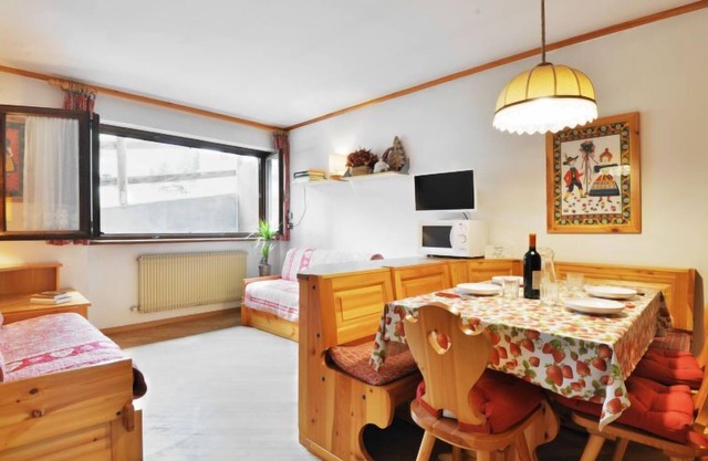 Apartment Apt 1 by Interhome