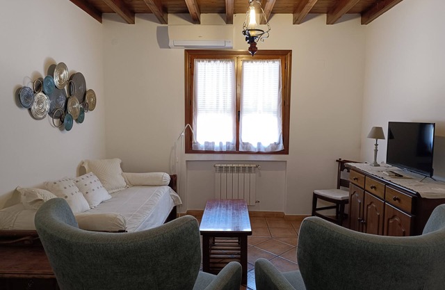 Apartment 'Arriate' with Shared Terrace, Wi-Fi and Air Conditioning