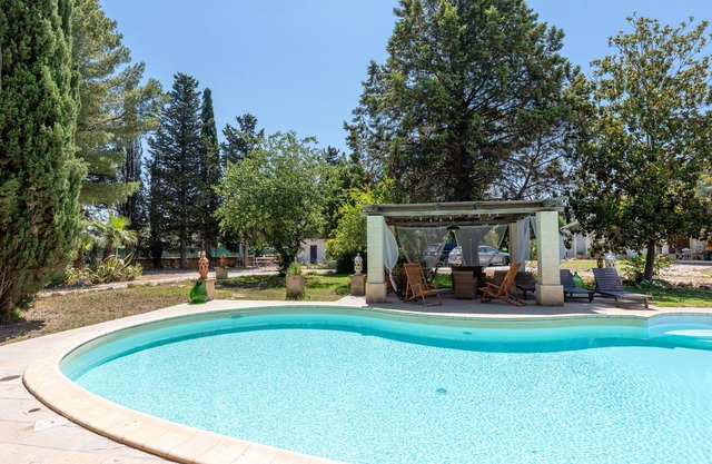 Apartment 'Casina San Martino' with Shared Pool, Wi-Fi and Air Conditioning