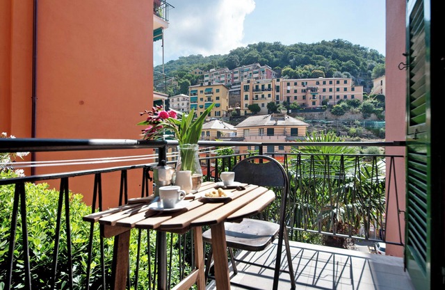 Apartment 'Casa Nice - Centro Bogliasco' with Balcony and Wi-Fi
