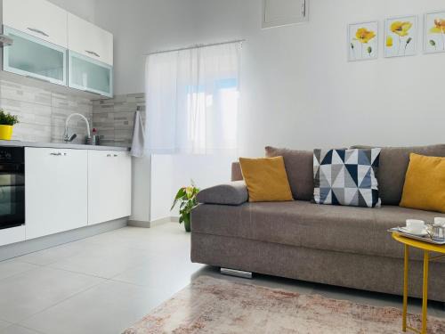 Apartment Erika - for 2 near the beach