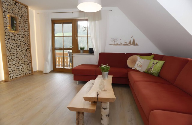 Apartment 'Ferienwohnung Tannenduft, 80 sqm' with shared terrace, shared garden and Wi-Fi
