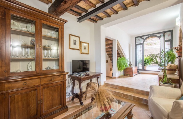 Apartment 'Grande Dimora Toscana del 500' with Balcony & Wi-Fi