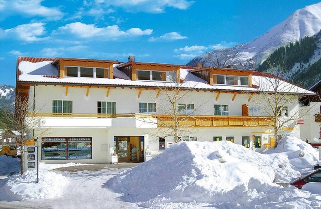 Apartment in Zugspitz Arena near Cycle Path