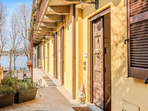 Apartment Lungolago by Interhome