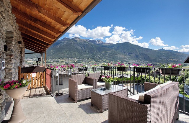 Apartment 'Maison Bebe Mont Emilius' with Mountain View, Private Terrace and Wi-Fi