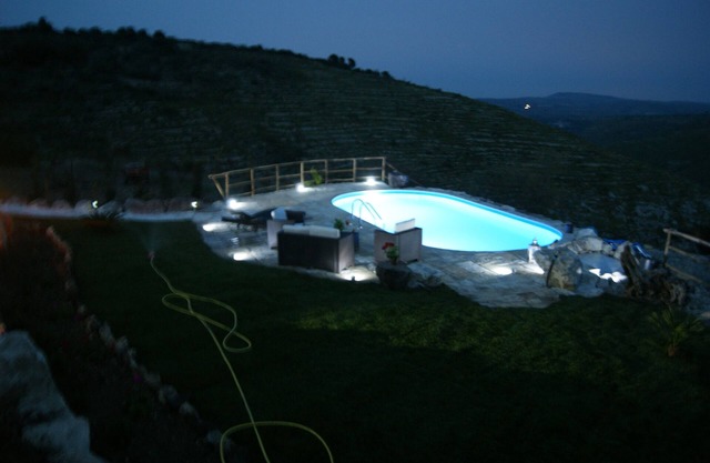 Apartment No.2 in the country house in the middle of the olive grove - peace and relaxation