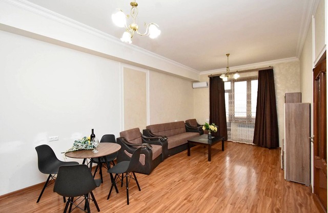 Apartment on Argishti 15 street