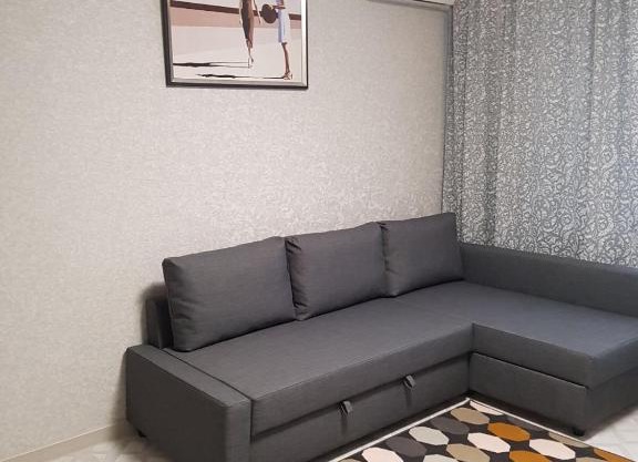 Apartment on Junatov 4