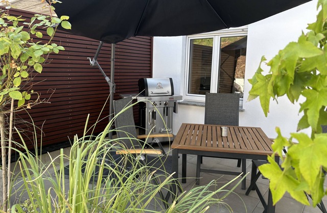 Apartment 'Reinhardt' with Private Terrace and Wi-Fi