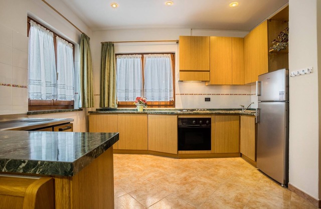 Apartment "Roncone" with Mountain View & Wi-Fi