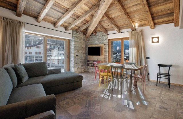 Apartment 'Samatè' with Mountain View, Private Terrace and Wi-Fi