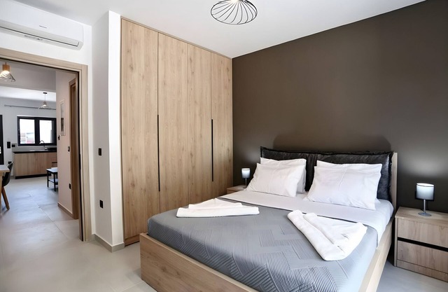 Apartment 'Sokol Stone House 3' with Mountain View, Wi-Fi and Air Conditioning