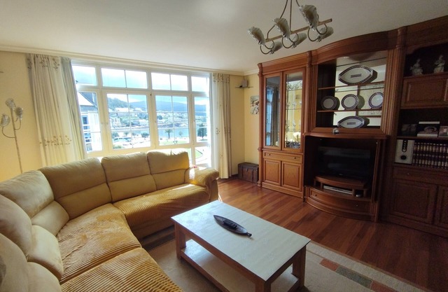 Apartment 'Son' with Sea View, Balcony and Wi-Fi