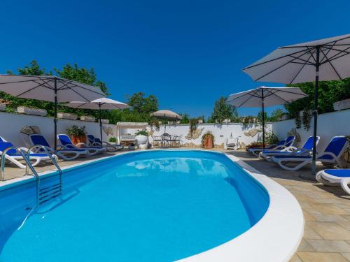 Apartment Tiziana-3 by Interhome