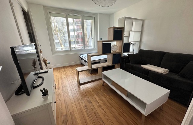 Apartment view Scorff Lanester, 10 min walk to the interceltic festival