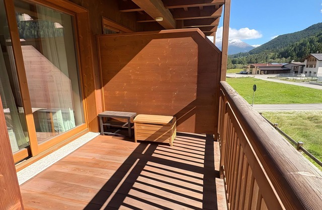 Apartment 'Viola' with Mountain View, Balcony and Wi-Fi