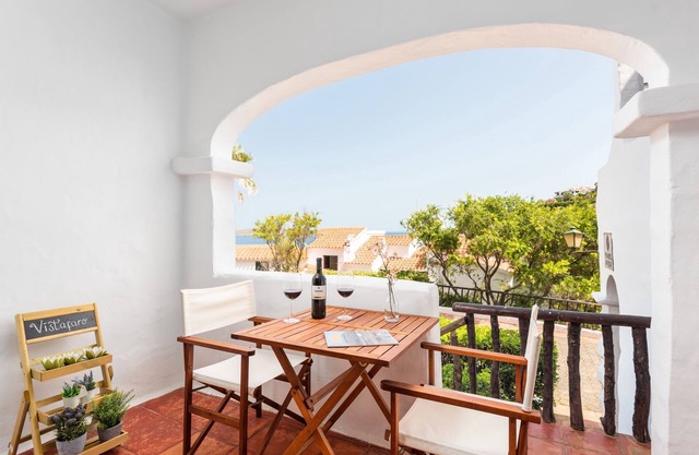 Apartment 'Vistafaro' with Sea View, Shared Pool and Wi-Fi