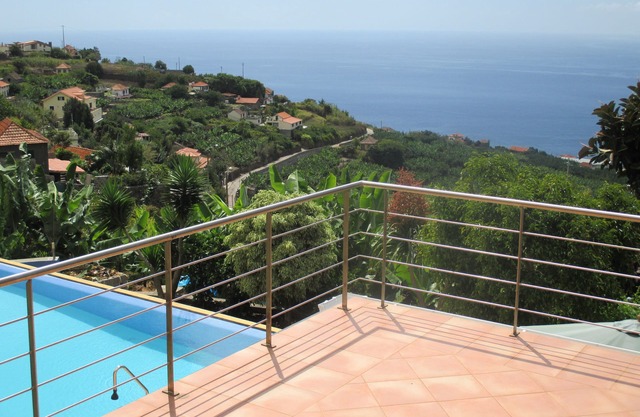 Apartment with sunny south west location and sea view, scenic, large terraces