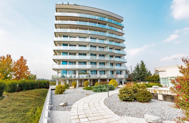 Apartment with terrace and panoramic view