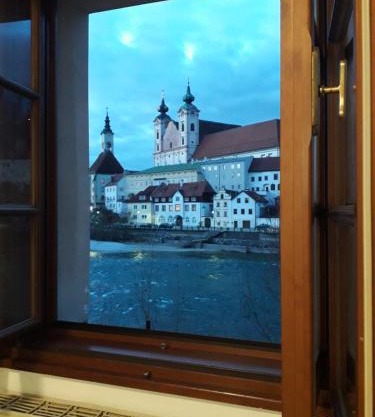 APARTMENT ZENTRUM Top 12 mit 2 Schlafzimmer - sehr schöner Ausblick
