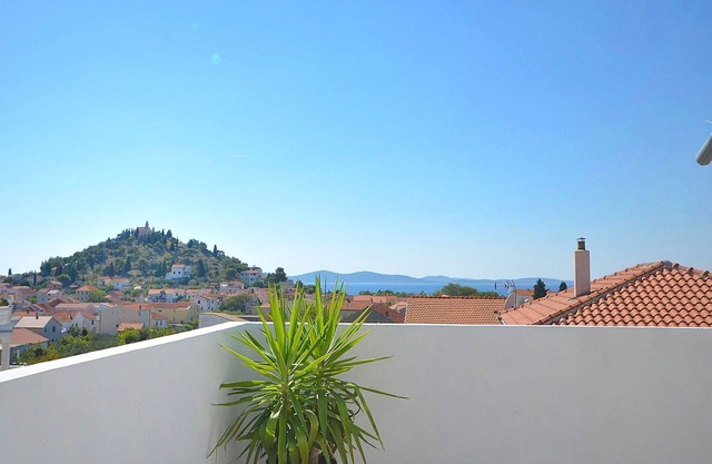 Apartments Family Apartments Mila With Pool