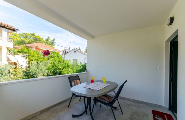 Apartments Pleasures (91051-A2) - Vrboska - island Hvar