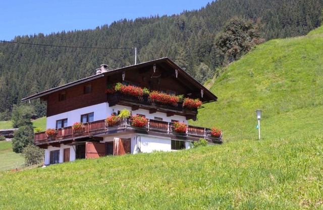 Apartments in Bruck am Ziller - Zillertal 857