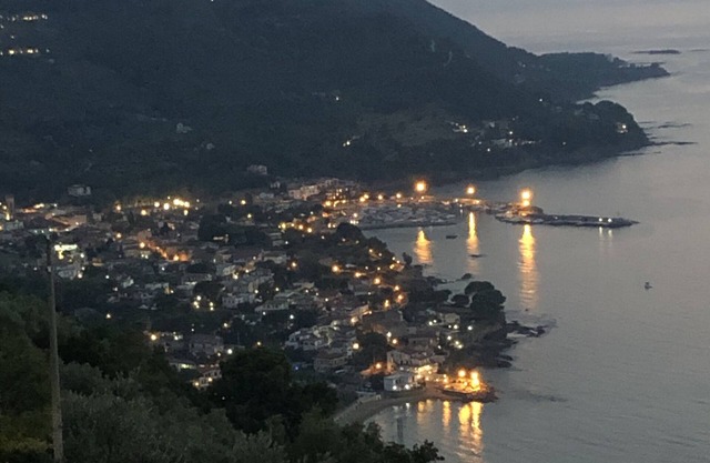 App.to Jasmine, sea view 450 meters, with equipped garden.