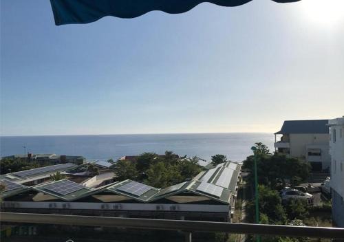 Appart sympa, vue sur le lagon à Saint-Gilles les bains