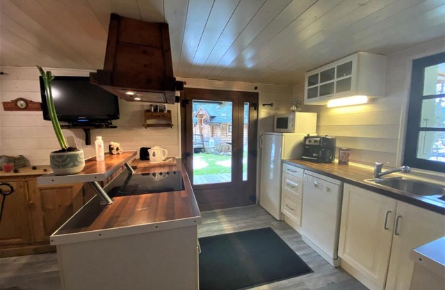 Appartement 2 pièces, 5 min du téléphérique Avoriaz, navette gratuite, parking, jardin, services inclus - FR-1-754-41