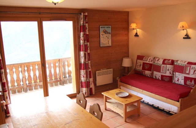 Appartement montagne 1 chambre, 6 pers, calme, près télécabine - FR-1-165A-53