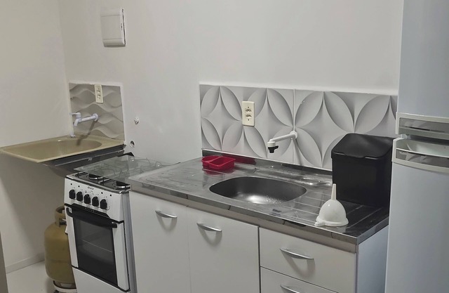 APT with Wifi, IPTV, Suite and Garage, close to EVERYTHING, Accommodation for 6 people