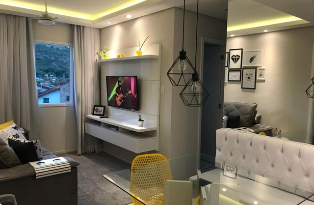 Apto lindo decorado, martim de sá, 4 pessoas, 1 dorm - 24c -cod 10