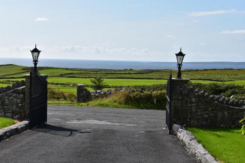 Aran View Holiday Homes Doolin- home no1 - Ocean View
