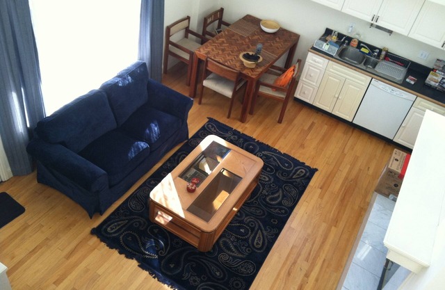 Architectural Gem: 2-Bedroom furnished loft near Berkeley's 4th Street Shops