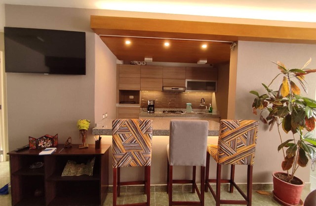 Arequipa Charming 3-bedroom apartment panoramic view 7th floor elevator & wifi