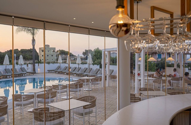 Arkadia Luxury Hotel Apartments