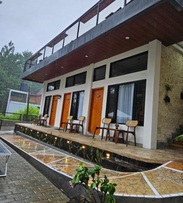 Arum Bromo Villas