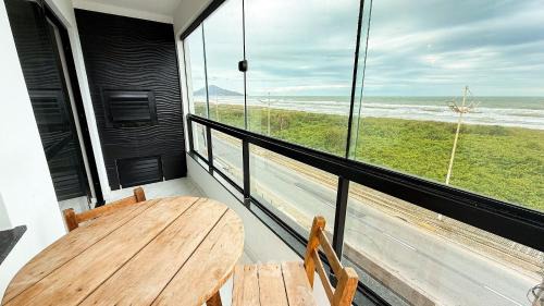 ASA | Pé na Areia | Frente-Mar Meia Praia | 2 Qtos